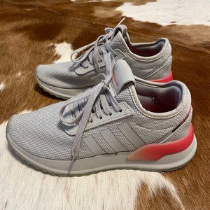 Adidas Tennis Shoes